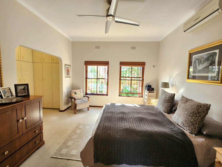 4 Bedroom Property for Sale in Panorama Western Cape
